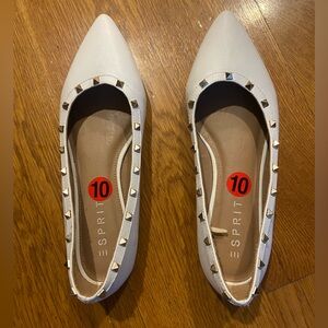Esprit Women's White Pointed Toe Studded Ballet Flats